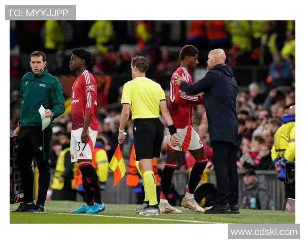 欧联杯热刺逆转拜仁红牌争议引发全场热议战报解析