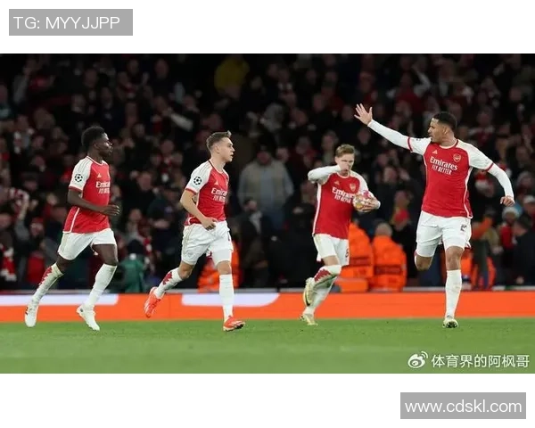 阿森纳逆转巴黎圣日耳曼夺国王杯冠军全场沸腾瞬间回顾
