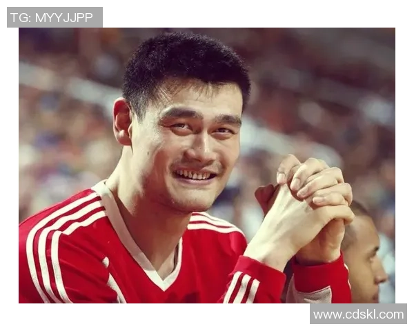 姚明的传奇人生：从MBA状元到篮球巨星的辉煌之路