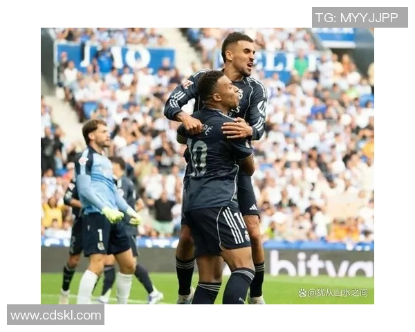 国王杯激战皇马逆转里昂争议判罚引发全场热议