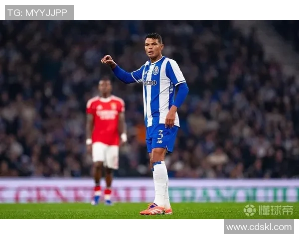 波尔图逆转莱比锡红牌风波引发全场热议十大精彩进球回顾