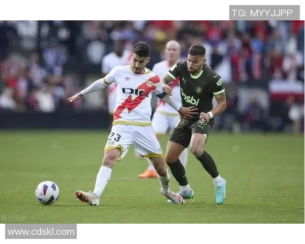 西甲赛场惊现冷门那不勒斯与热刺激战成平局引发热议 西甲赛场惊现冷门那不勒斯与热刺激战成平局引发热议