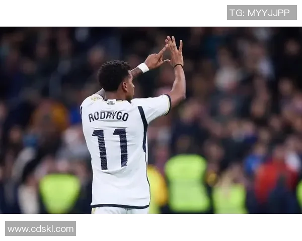 足总杯激战皇马与AC米兰握手言和转会传闻引发热议 足总杯激战皇马与AC米兰握手言和转会传闻引发热议