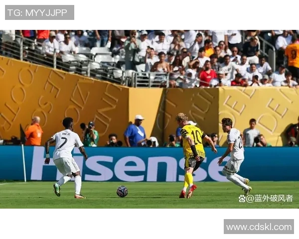 意甲历史冷门利物浦逆袭皇马5-1补时绝杀点燃全场激情