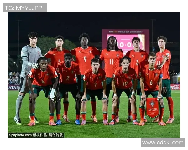 足总杯激战:巴黎圣日耳曼与马竞鏖战至平局补时进球引发全场狂欢 足总杯激战:巴黎圣日耳曼与马竞鏖战至平局补时进球引发全场狂欢