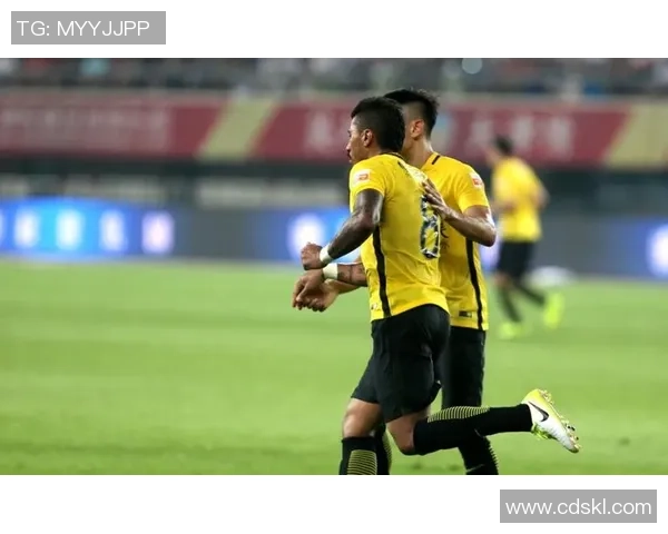 中超精彩对决曼联大胜AC米兰点球大战成比赛高潮瞬间点评